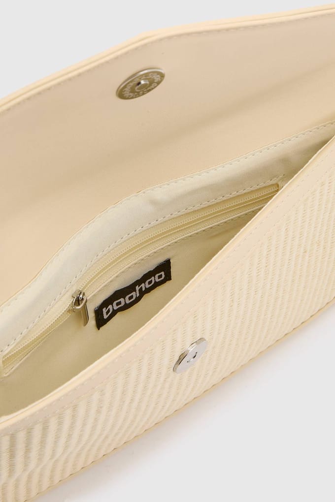 boohoo Dames Contrasterende Raffia Clutch Met Afneembaar Handvat | Creme