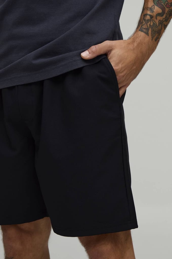 Essential Relaxed Fit Elasticated Tech Shorts | Black | Size Medium