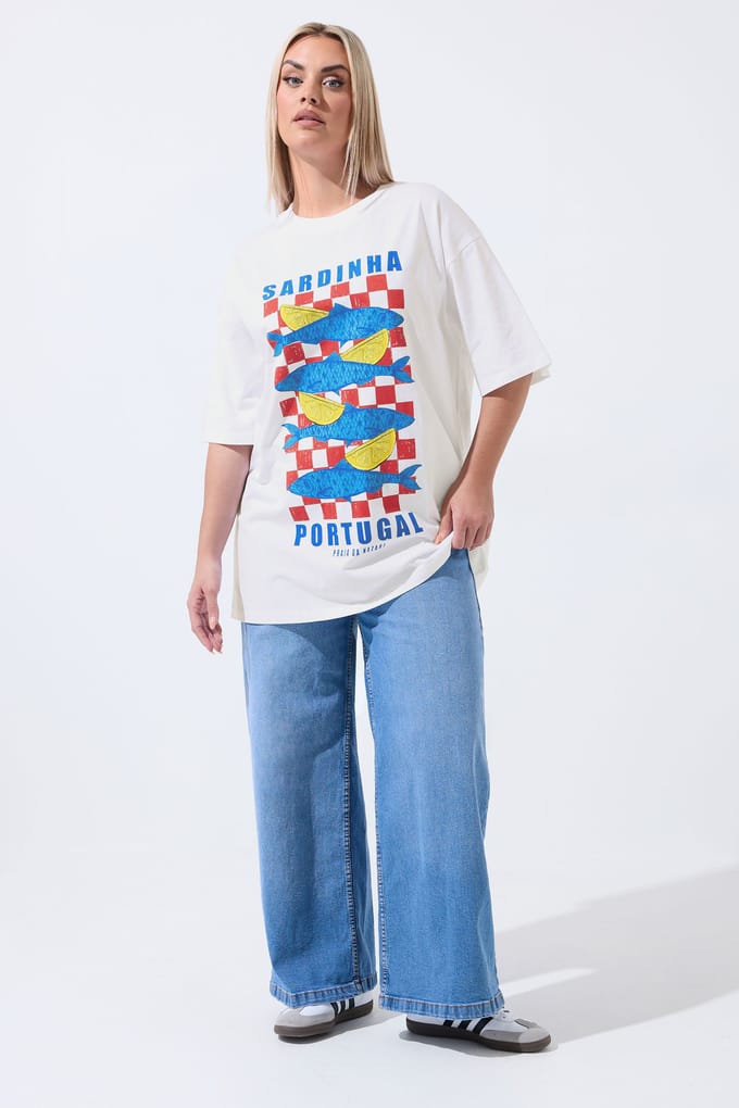 Limited Collection Wit Tshirt Met ‘Sardinia’Visafbeelding Size 48
