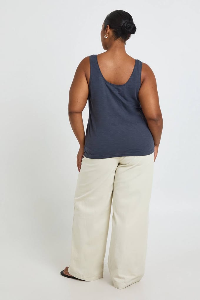 boohoo Dames Plus Scoop Hals Doorschijnend Vest Top | Houtskool | Maat: 52