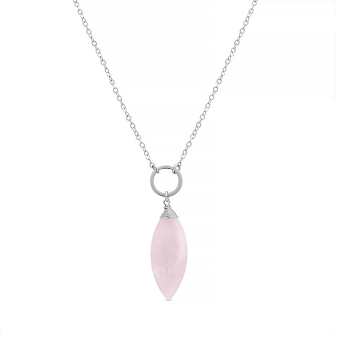 Luxeketting, halsketting in metaallegering en rozenkwarts, gerhodineerde afwerking