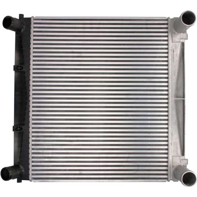 Intercooler NISSENS 961140