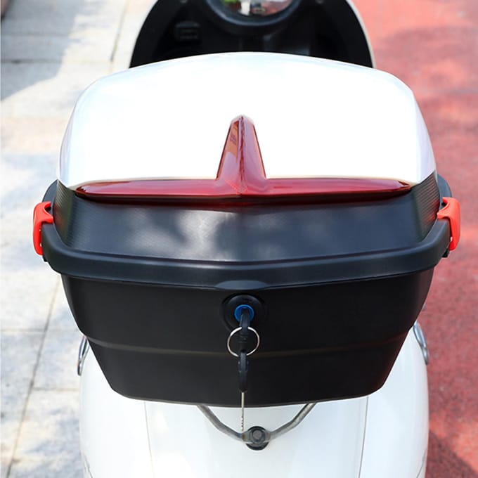 Scooter Tail Trunk Waterdichte, slagvaste, universele motorfiets topkoffer met grote capaciteit black