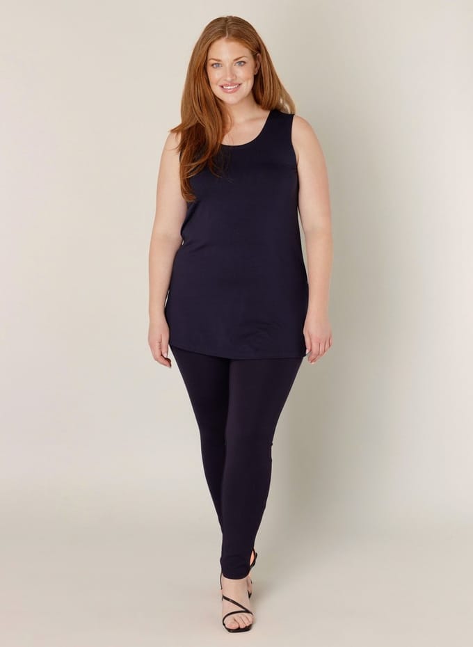 BASE LEVEL CURVY Alicia Top - Dark Blue - maat 2(50)