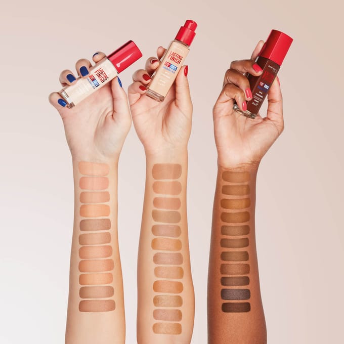 Rimmel Lasting Finish 35Hr Foundation 30 ml (Verschillende Tinten) - 605 Hazelnut