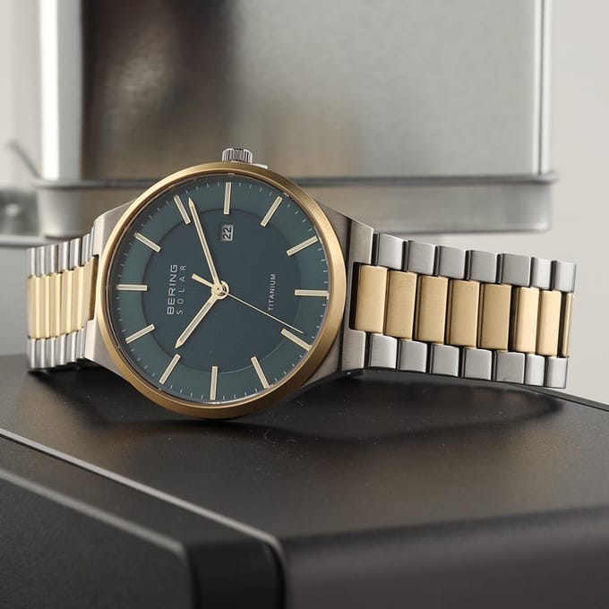 Bering Titanium 14439-718 Horloge