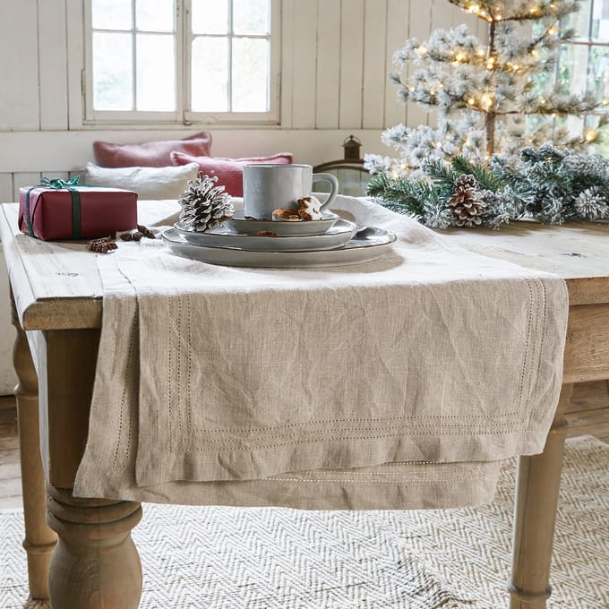 LOBERON Tafelloper Brion beige