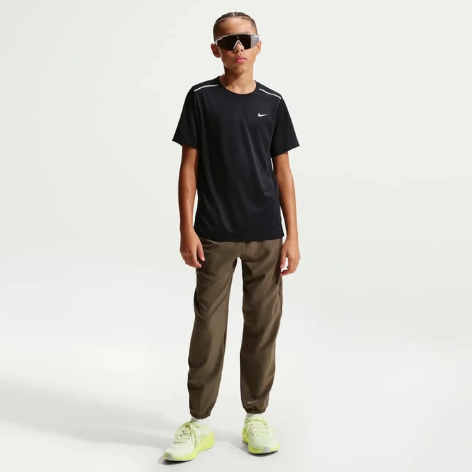 Nike Miler T-shirts Kinder - Zwart - Maat 122 - 128 CM - Poly Jersey