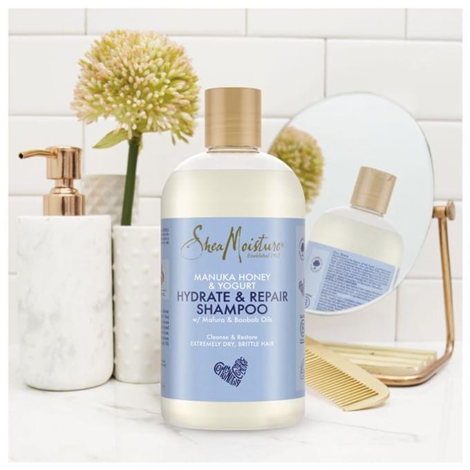 Shea Moisture Manuka Honing en Yoghurt Hydraterende en Herstellende Shampoo 384ml