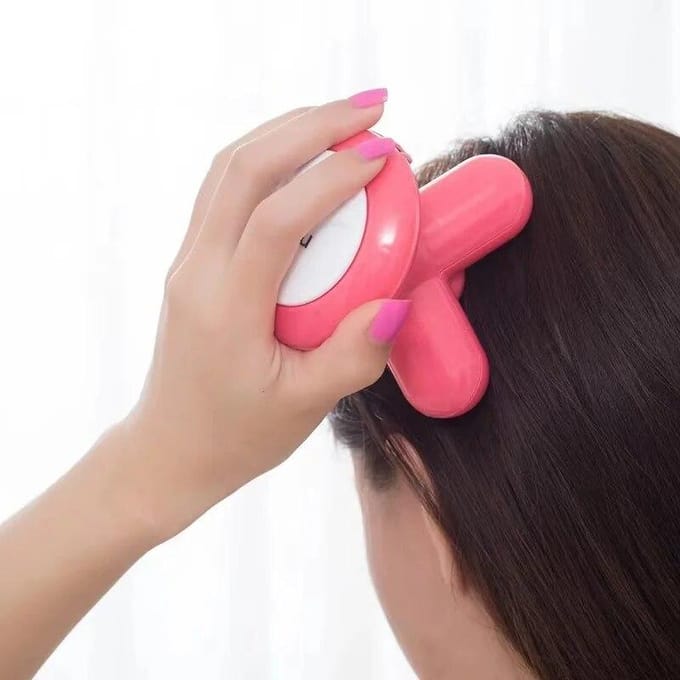 Multifunctionele Volledige Lichaamstrilling Mini Mini Massager Huishoudelijke USB-oplaadbare Elektrische Driehoekige Cervicale Massage roze