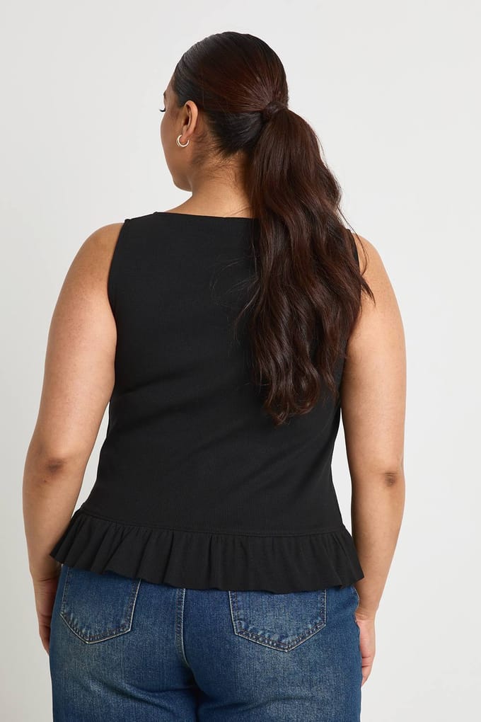 boohoo Dames Plus top met knoopsluiting en ruches aan de zoom | Zwart | Maat: 44