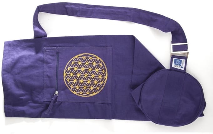 Yogatas lila met levensbloem