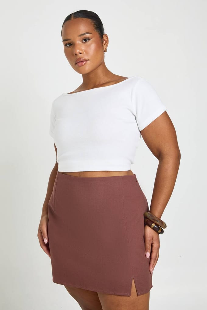 boohoo Dames Plus Linnen-look Mini Rok Met Split Vooraan | Chocoladebruin | Maat: 54