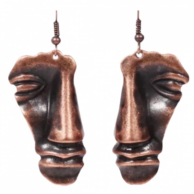 Lange-Oorbellen-Schedel-Bruin-Masker-Metaal