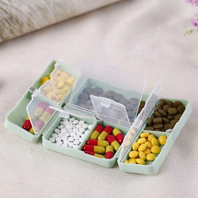 Draagbare Medicijnkoffer Opvouwbare Magnetische Pillendoos Organizer met 7 Vakken(Groen) groen