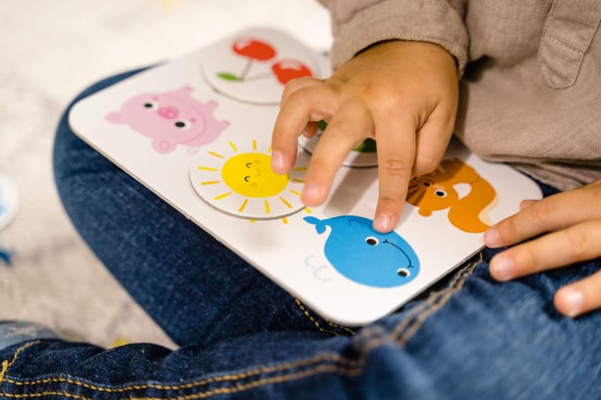 Jeu d'association NATHAN La Petite Ecole - Couleurs et Formes - Pour enfants de 2 ans et plus pur