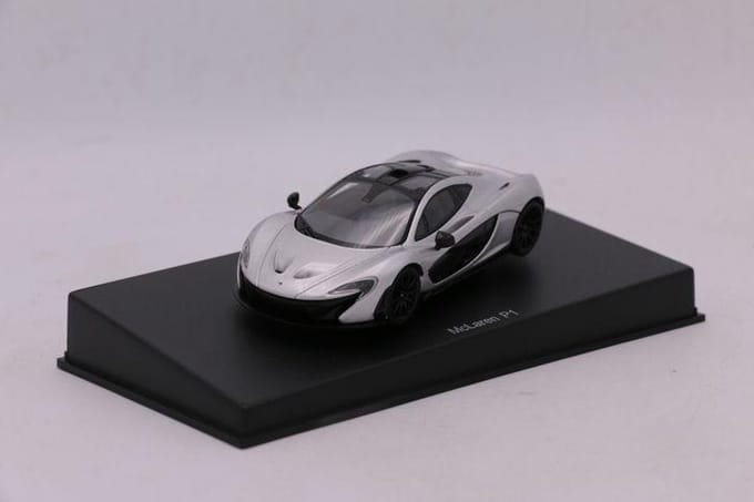 AUTOart McLaren P1 Modelcar - 1:43 Diecast schaalmodel in Ice Silver