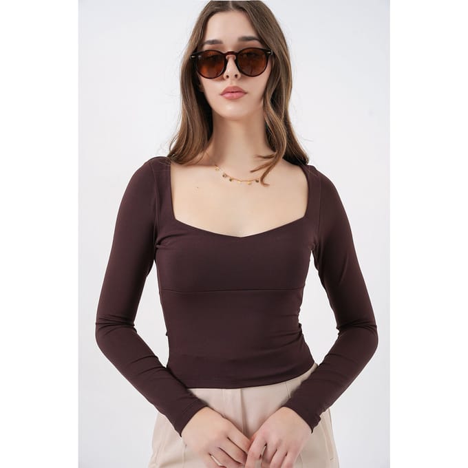 Langærmet Fitted Blouse met Hartkraag
