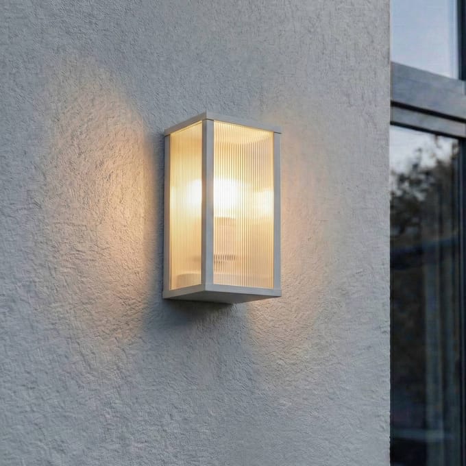 Lindby - Wandlamp buiten - 1licht - Aluminium, polycarbonaat - H: 26 cm - E27 - grijs, transparant, geribbeld