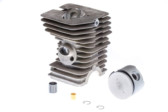 Husqvarna cilinder compleet 240r 245r 40