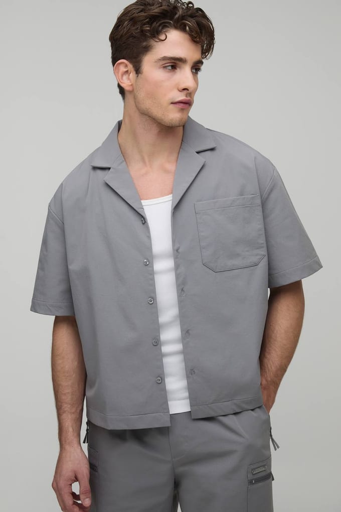 Oversized Revere Technical Stretch Short Sleeve Shirt | Grey | Size Small