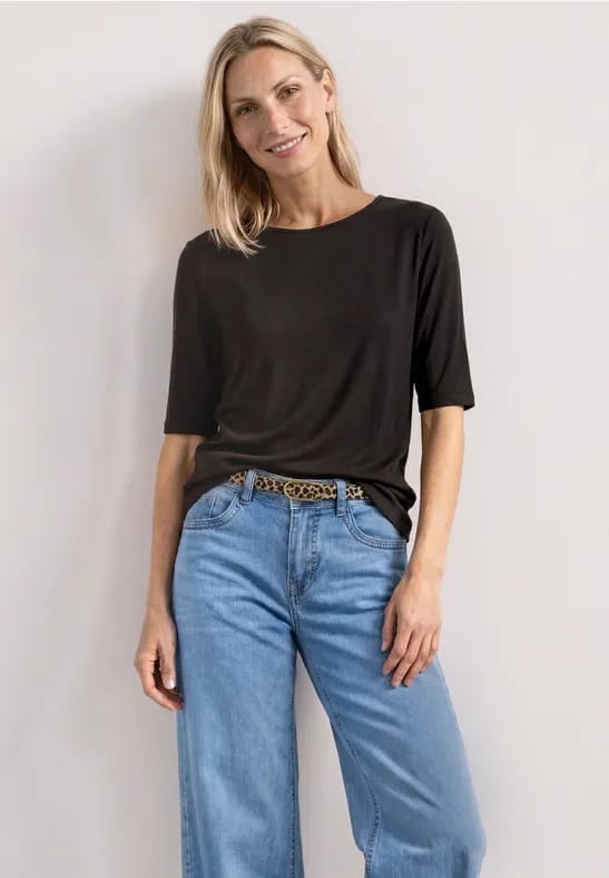 Basic Shirt met ronde hals in Unifarbe