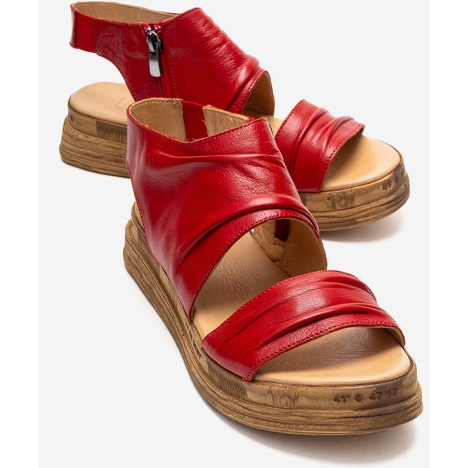 Lunas Leer Side-Zip Plat Hak Sandaal