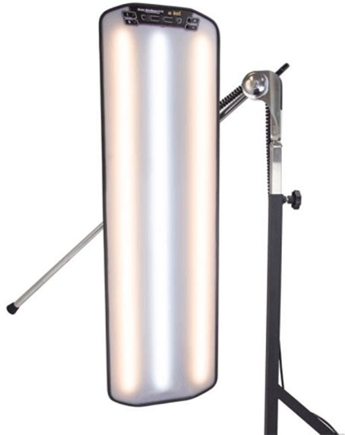 DNE MAKSMASTER SG2 PDR LAMP 6 DIMBARE LEDS MET SOFIT STATIEF