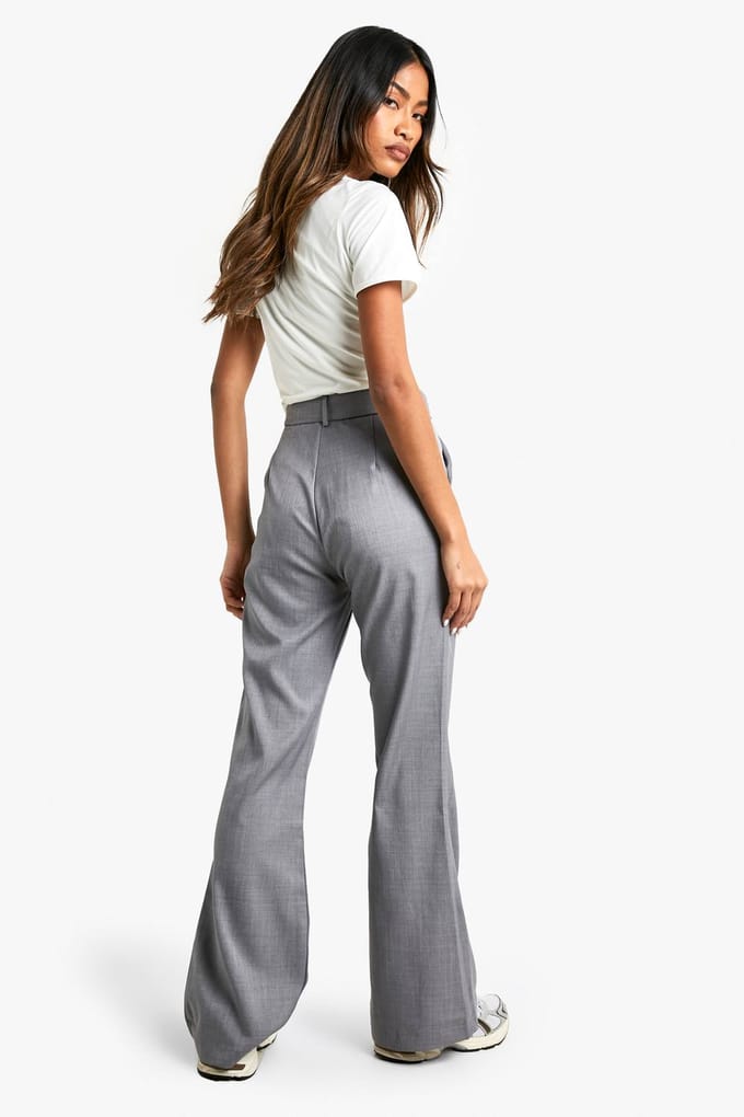 boohoo Dames Gewoven op maat gemaakte flare broek | Houtskool | Maat: 44
