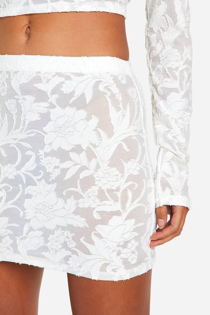 boohoo Dames Burnout Bloemen Minirok | Ivoor | Maat: 42