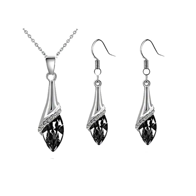 Stijlvolle sieraden set: Collier en bijpassende oorbellen- zwart