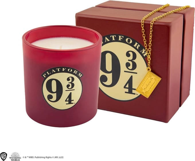 Harry Potter Platform 9 3/4 candle with Hogwarts Express ticket necklace