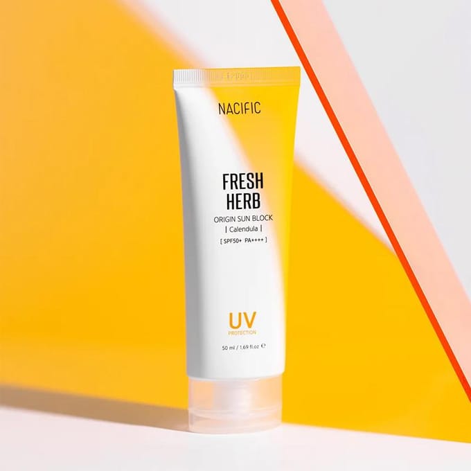 [NACIFIC] Fresh Herb Origin Zonnebrand Calendula SPF 50+ PA++++ 50ml white