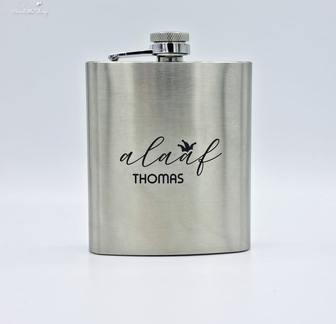 Nice Little Things - Heupflacon - Gepersonaliseerd - Alaaf
