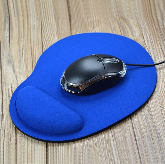 New Age Devi - Muismat - Traagschuim Pols Ondersteuning - Ergonomische Muismat - blauw