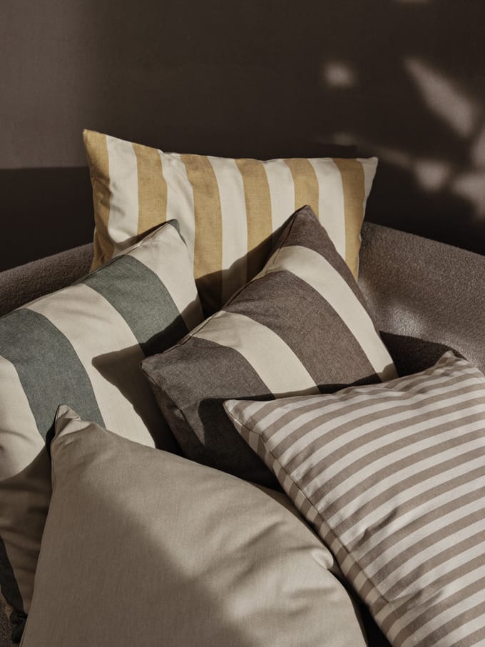 Ferm Living Strand Outdoorkussen - carob brown/parchment