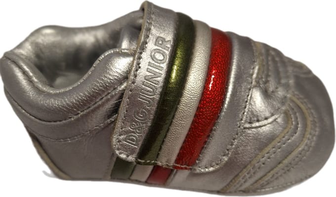 D&G BABYSNEAKER IN SILVER MET ITALIAN STRIPES SIZE 19