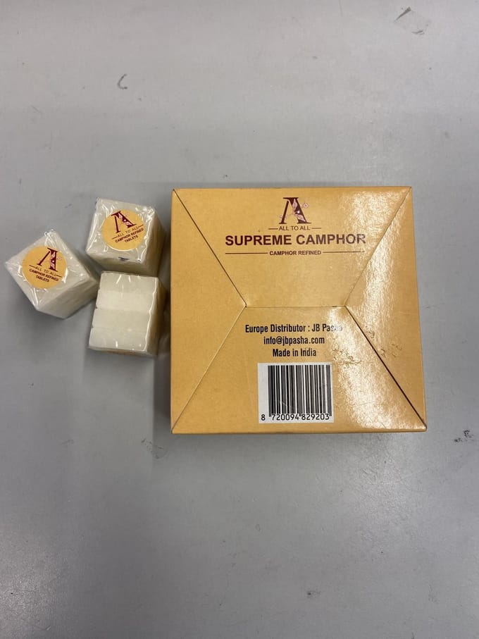 Kamfer blokjes 4 pakjes met 4 blokjes Camphora