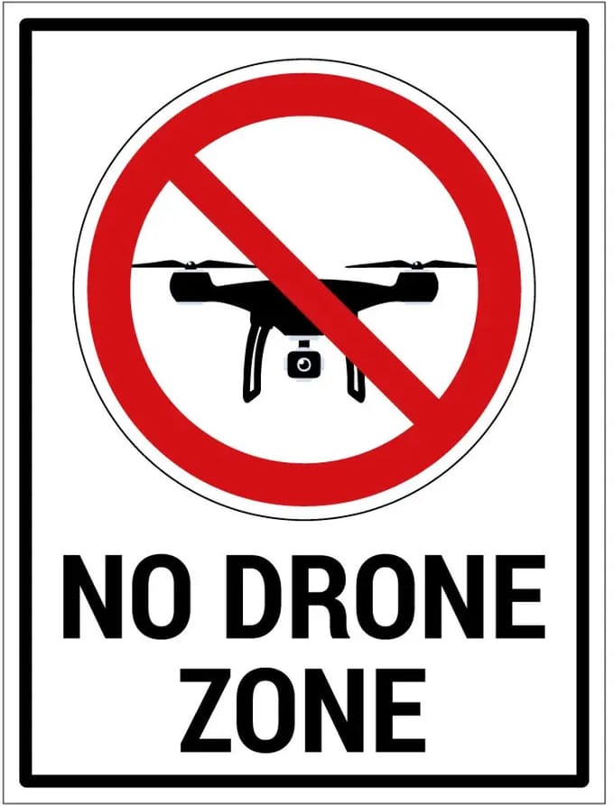 No drone zone sticker met tekst | 28 x 21 cm