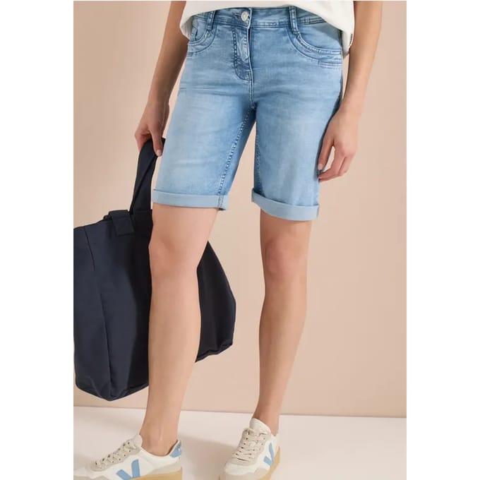 Slim Legs denim shorts in een casual fit