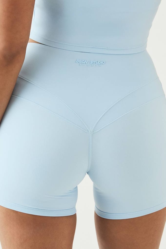 Dames Dsgn Studio Ultra Sculpt Naaddetail Fietsshort | Light Blue | Maat: XL