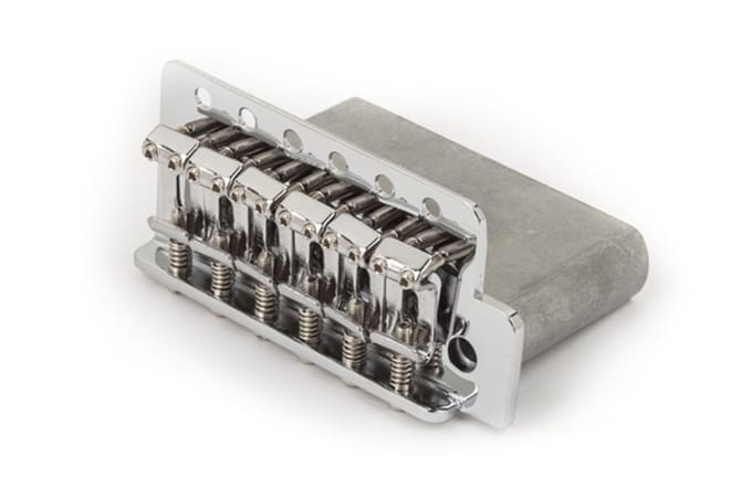 Fender Vintage-Style Standard Series Strat Tremolo Assembly Chrome - Gitaaronderdeel