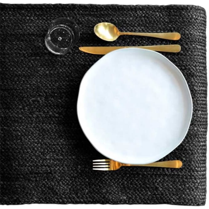 Unique Living | tafelloper rana 45x150cm black