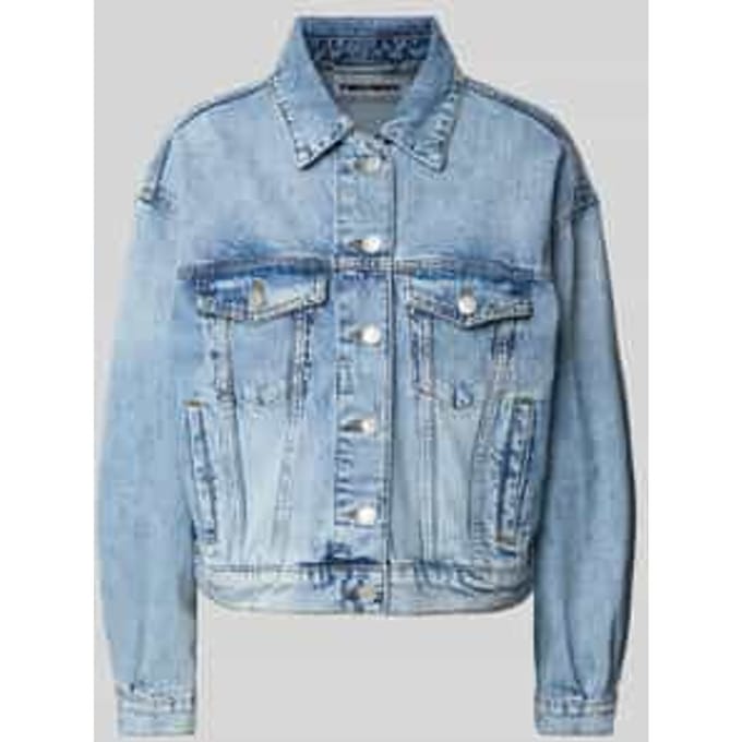 Jeansjack met paspelzakken op de borst