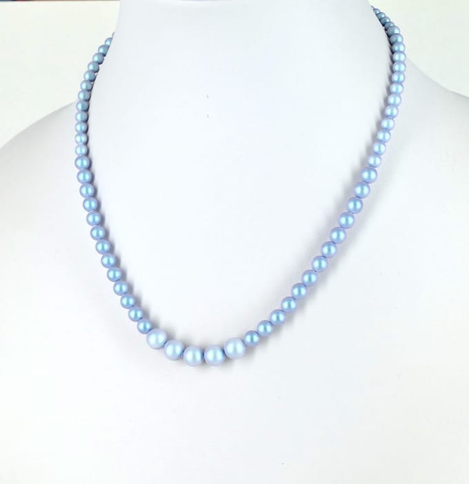 KAYEE - Parelkettting van Swarovski parels - licht Denim blauw - 45cm