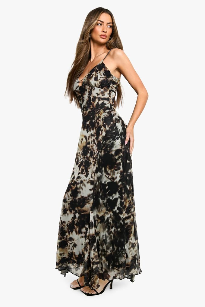 boohoo Dames Smudge Print Strappy Mesh Maxi Dress | Khaki | Maat: 8