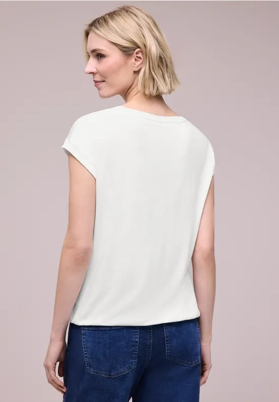 Shirt met boothals en decoratieve tape