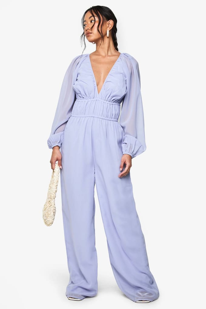 boohoo Dames Chiffon V-hals geraffelde jumpsuit met wijde pijpen | Blauw | Maat: 38