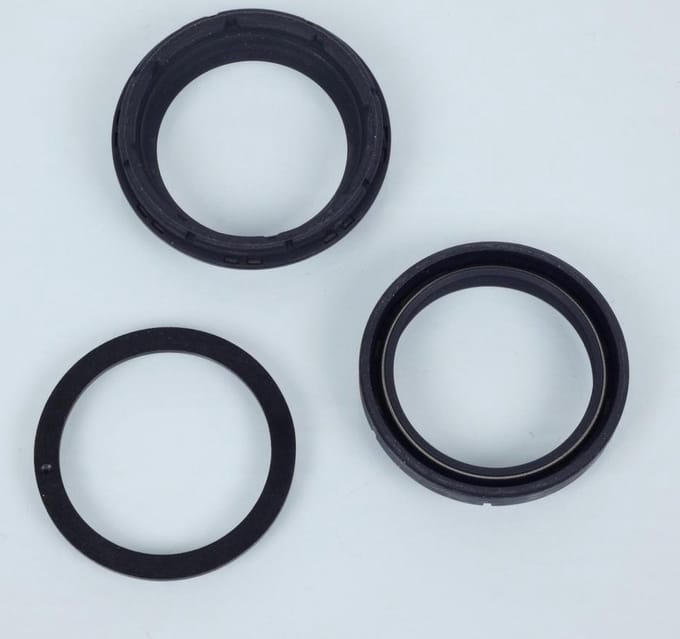 Cache poussière de fourche SKF pour Moto Beta 300 X-Trainer 2T 2015 à 2019 Neuf