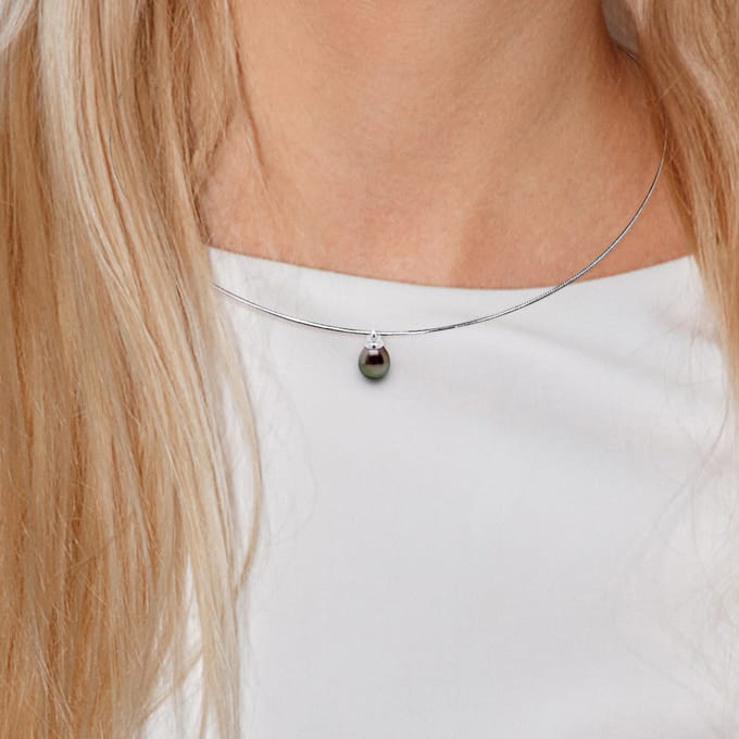 Ketting Tahitiaanse parel hanger Pear 9-10 mm OMEGA 925